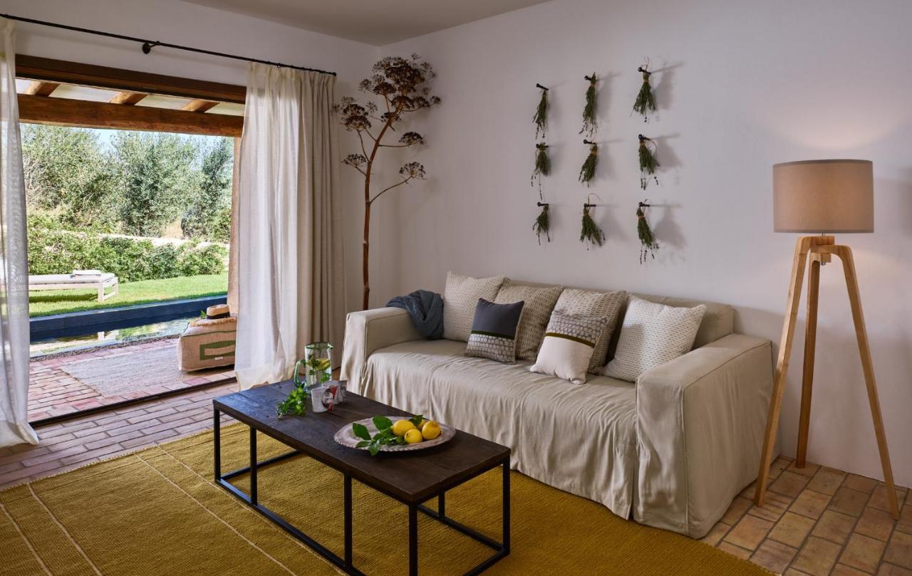 Hotel Cascioni Eco Retreat à Arzachena Extérieur photo